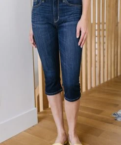 Ave Shops Bottoms & Jeans Classy Crop Capris