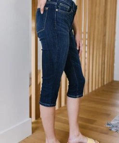 Ave Shops Bottoms & Jeans Classy Crop Capris