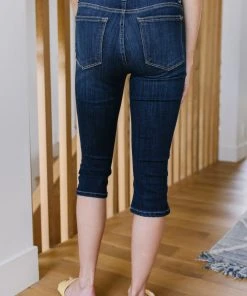 Ave Shops Bottoms & Jeans Classy Crop Capris