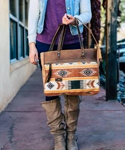 Bbags Aurora Aztec Messenger Handbag