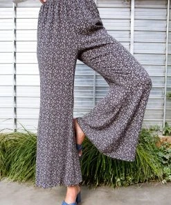 Ave Shops City Views Wide Leg Pants