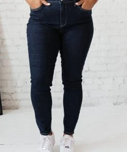 Ave Shops Everyday Tummy Control Skinnies - Dark Wash High-Waisted Jeans for Women 31 Ave Shops Everyday Tummy Control Skinnies In Dark Wash