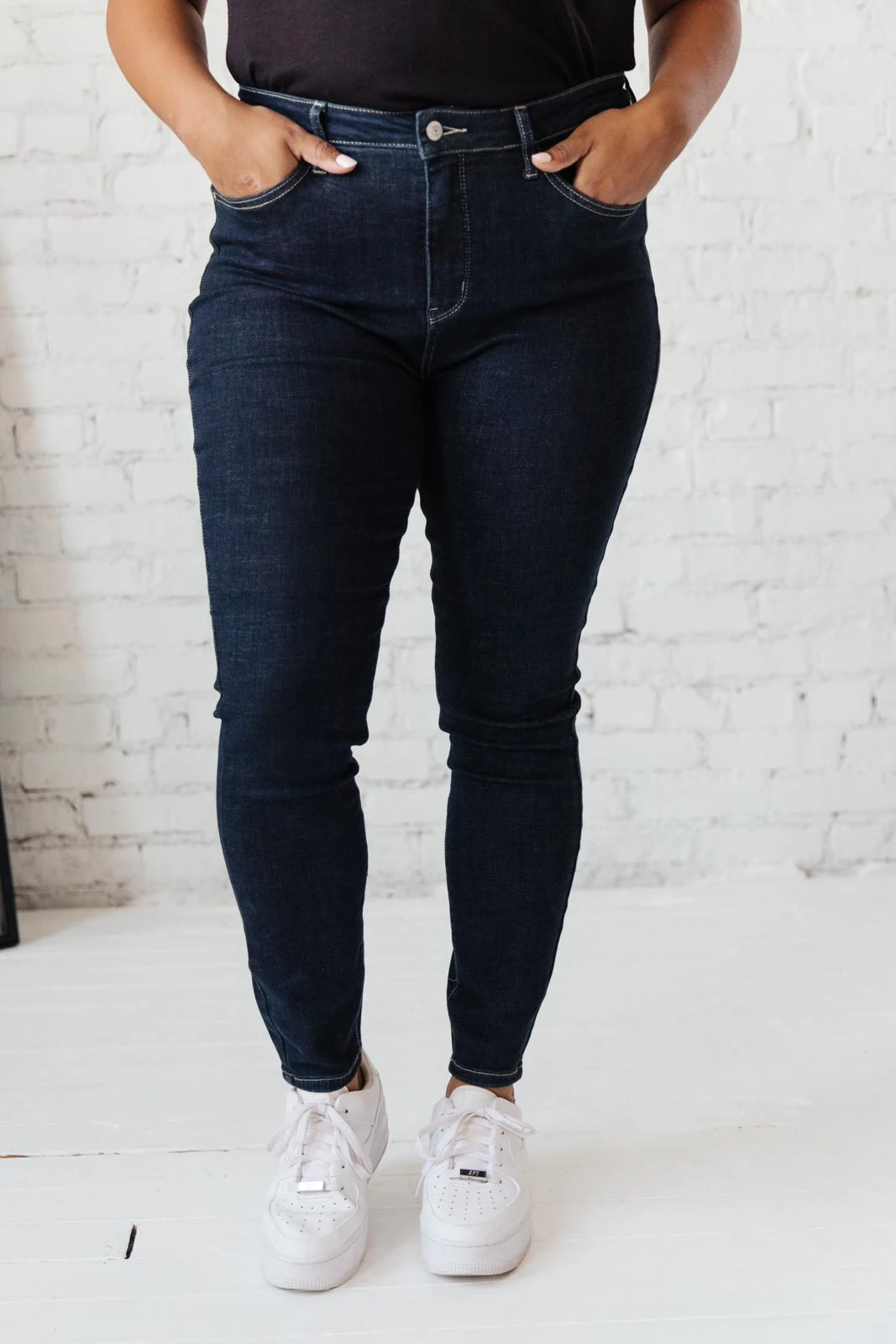 Ave Shops Everyday Tummy Control Skinnies - Dark Wash High-Waisted Jeans for Women 14 Ave Shops Everyday Tummy Control Skinnies In Dark Wash