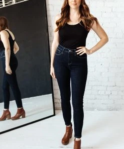 Ave Shops Everyday Tummy Control Skinnies - Dark Wash High-Waisted Jeans for Women 28 Ave Shops Everyday Tummy Control Skinnies In Dark Wash