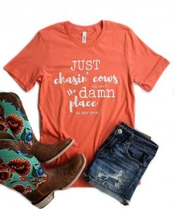 The Cinchy Cowgirl Coral Just Chasin' Cows Short Sleeve Graphic Tee Clothing