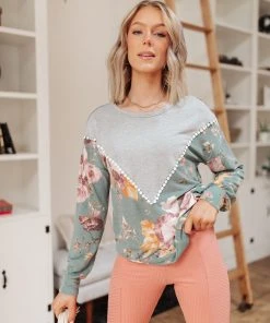 Ave Shops Afternoon Breeze Top Clothing