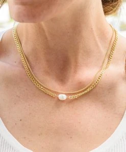 Ave Shops Alexa Pearl Necklace