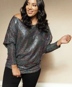 Ave Shops All About The Bling In Black Clothing