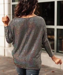 Ave Shops All About The Bling In Black Clothing