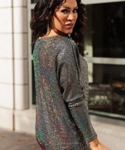 Ave Shops All About The Bling In Black Clothing