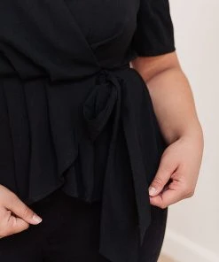 Ave Shops All Set Top In Black Clothing