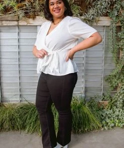 Ave Shops Clothing All Set Top In White