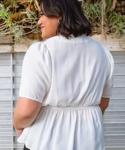 Ave Shops Clothing All Set Top In White