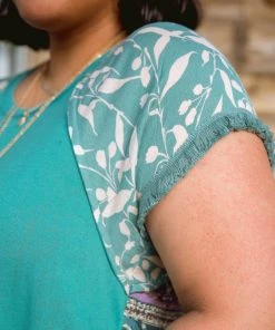 Ave Shops Allegra Top In Emerald