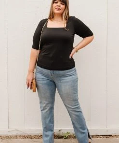 Ave Shops Alyssa Square Neck Tee In Black