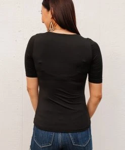 Ave Shops Alyssa Square Neck Tee In Black