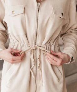 Ave Shops Aniston Everyday Jacket In Ivory - MEDIUM