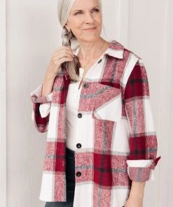 Ave Shops Aspen Shacket In Burgundy