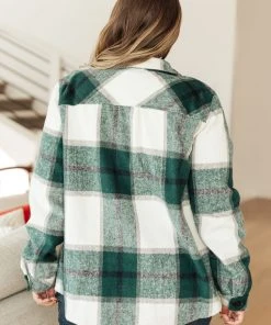 Ave Shops Aspen Shacket In Hunter Green Clothing