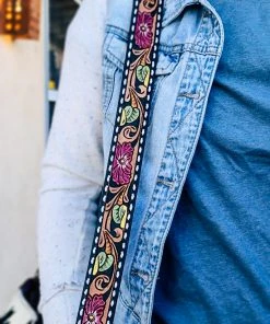 American Darling Black & Burgundy Floral Purse Strap Handbags & Wallets