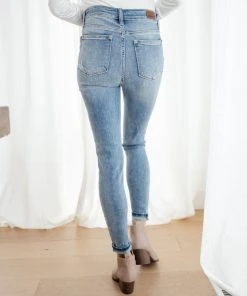 Ave Shops Bleach Splash Destroyed Skinnies