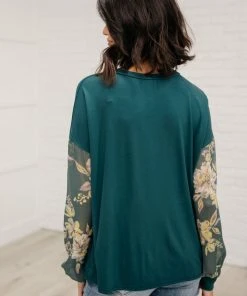 Ave Shops Bouquet Sleeves Top In Green Clothing