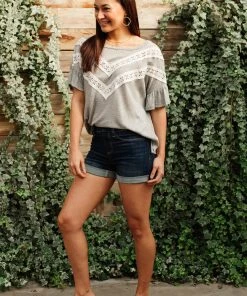 Ave Shops Break Away Top In Gray