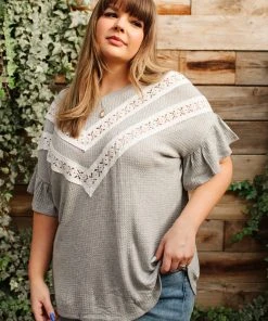 Ave Shops Break Away Top In Gray