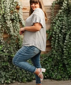 Ave Shops Break Away Top In Gray