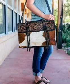 American Darling Brown & White Cowhide Sunflower Tooled Handbag Handbags & Wallets