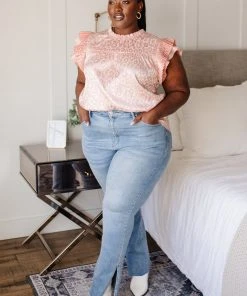 Ave Shops City Escape Top In Peach