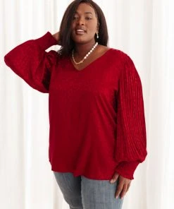 Ave Shops Clothing Cityscape Blouse In Burgundy