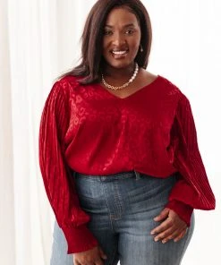 Ave Shops Clothing Cityscape Blouse In Burgundy