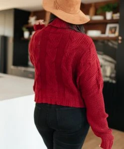 Ave Shops Classic Cable Knit Sweater In Cranberry