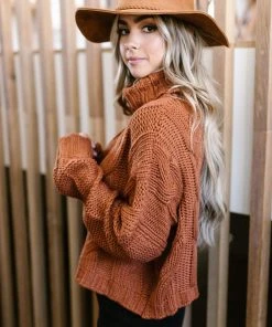 Ave Shops Classic Cable Knit Sweater In Ginger Spice