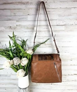 Trenditions Concealed Carry Brown Cowhide Chestnut Crossbody Handbag