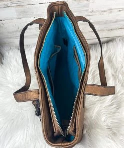 Trenditions Concealed Carry Zoey Aztec Tote Handbag Handbags & Wallets