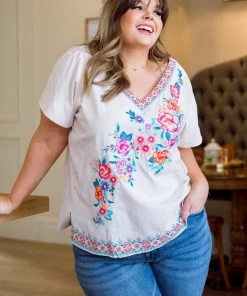 Ave Shops Country Flower Blouse – Stylish Short Sleeve Top for Women 21 Ave Shops Clothing Country Flower Blouse