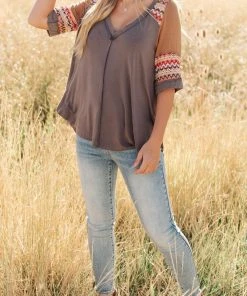 Ave Shops Cyprus Top In Charcoal/Multi