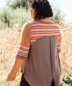 Ave Shops Cyprus Top In Charcoal/Multi