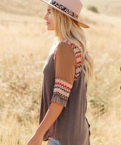 Ave Shops Cyprus Top In Charcoal/Multi