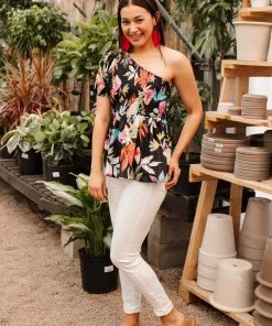 Ave Shops Day Trip Blouse In Black Clothing