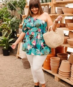 Ave Shops Women's Emerald Day Trip Blouse - Short Sleeve Tops & Blouses 28 Ave Shops Clothing Day Trip Blouse In Emerald