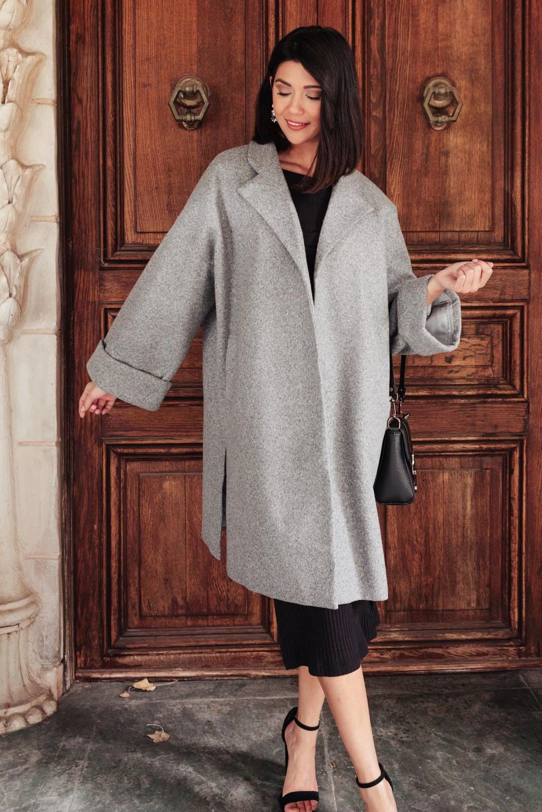 Ave Shops Stone Gray Oversized Trench Coat - Deconstructed Style for Women 5 Ave Shops Deconstructed Oversized Trench Coat In Stone Gray