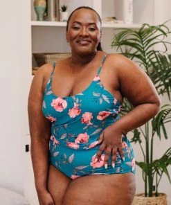 Ave Shops Deep Dive Swim Top Swim Wear