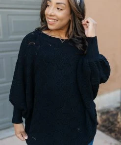 Ave Shops Clothing Designed For Details Sweater In Black