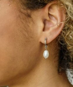 Ave Shops Drops Of Pearl Earrings In Silver