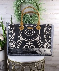 Sixtease Handbags & Wallets Elina Vintage Cowhide Weekender Bag