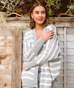 Ave Shops Women's Elle Modern Classic Knit Cardigan - Stylish Outerwear for All Seasons 34 Ave Shops Clothing Elle Modern Classic Knit Cardigan