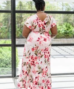 Ave Shops Endless Floral Maxi Dress New Arrivals